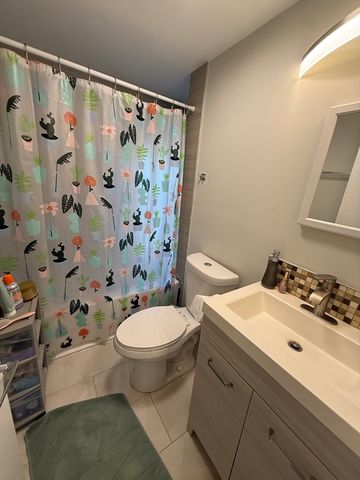 15 Emerson St 2, Newton, MA 02458