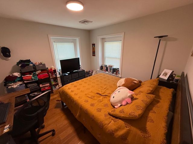 15 Emerson St 2, Newton, MA 02458