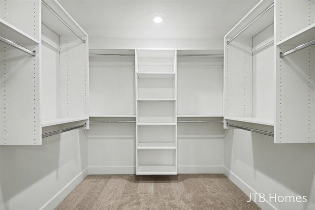 5911 Valley Point Drive, Caledonia, MI 49316