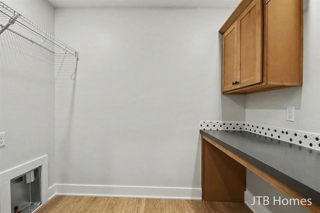 5911 Valley Point Drive, Caledonia, MI 49316