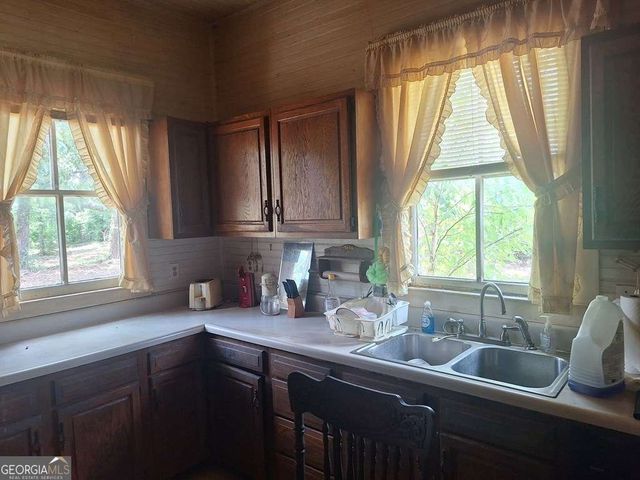 880 Sellers Road, Baxley, GA 31513