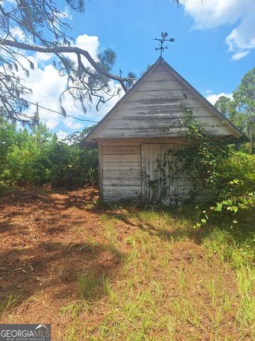 880 Sellers Road, Baxley, GA 31513