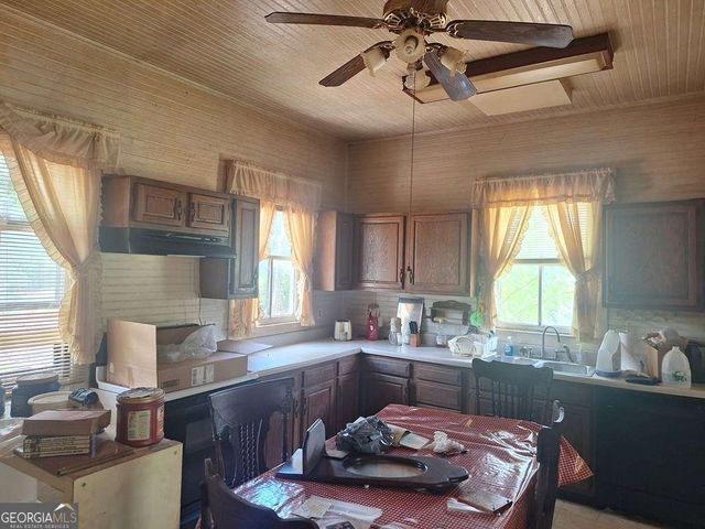 880 Sellers Road, Baxley, GA 31513