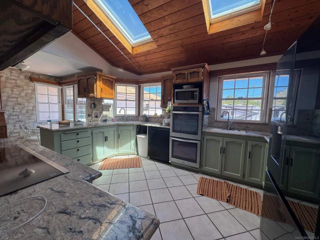 4178 S Tropico Dr, La Mesa, CA 91941