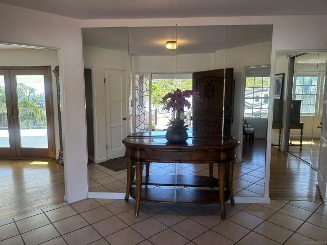 4178 S Tropico Dr, La Mesa, CA 91941