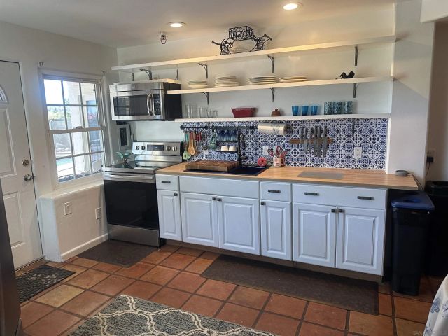 4178 S Tropico Dr, La Mesa, CA 91941