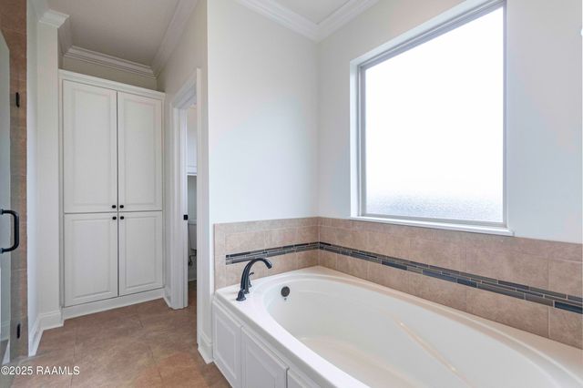 331 Camus Road, Lafayette, LA 70503