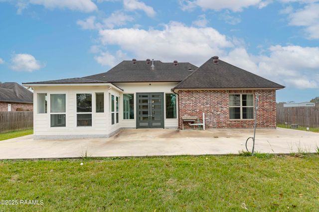 331 Camus Road, Lafayette, LA 70503