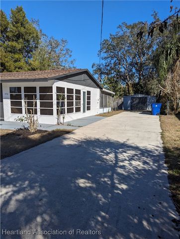 1950 N Highlands Boulevard, Avon Park, FL 33825