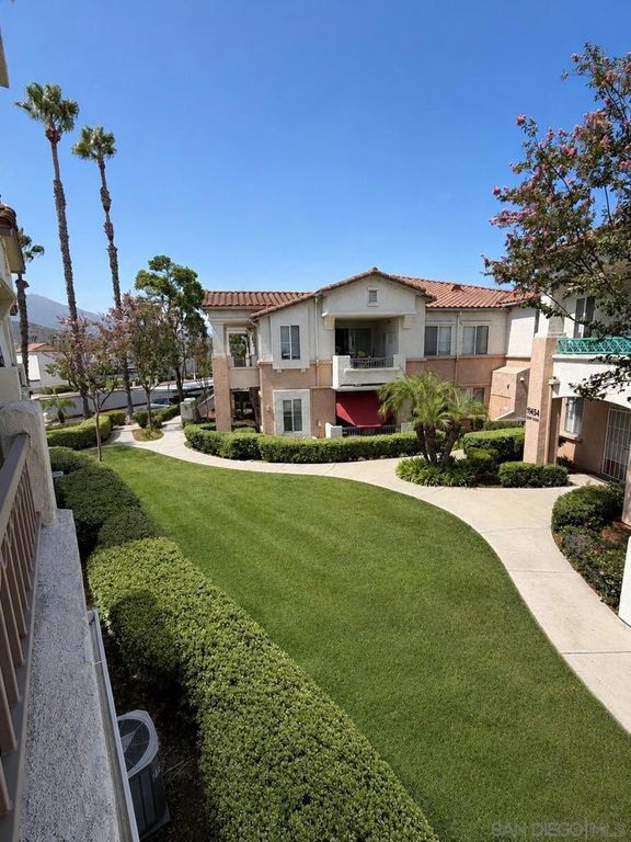 Image 4 of property listing at 11456 Via Rancho San Diego 214, El Cajon, CA 92019