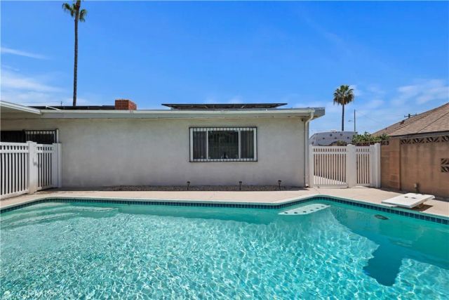 1400 Terrace, Rialto, CA 92376