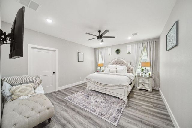 7332 Kurt Drive, Brenham, TX 77833