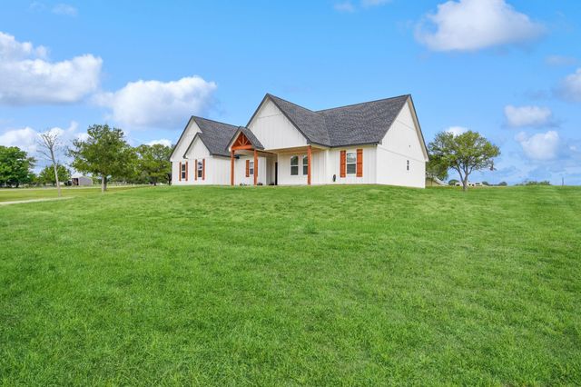 7332 Kurt Drive, Brenham, TX 77833