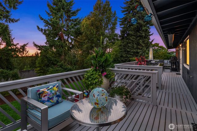 1617 121st Avenue SE, Bellevue, WA 98005