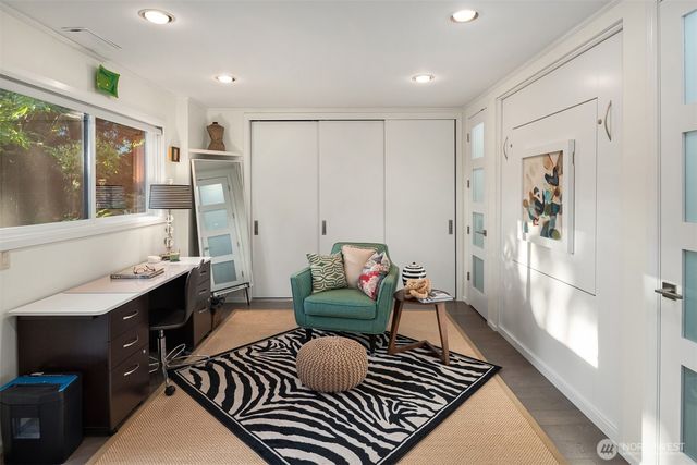 1617 121st Avenue SE, Bellevue, WA 98005