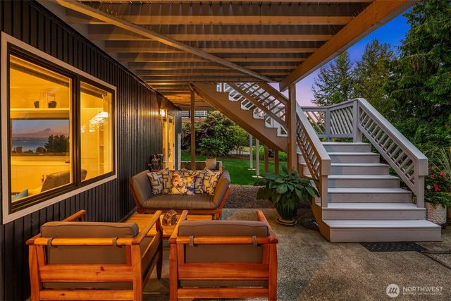 1617 121st Avenue SE, Bellevue, WA 98005