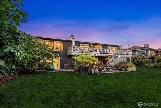 1617 121st Avenue SE, Bellevue, WA 98005