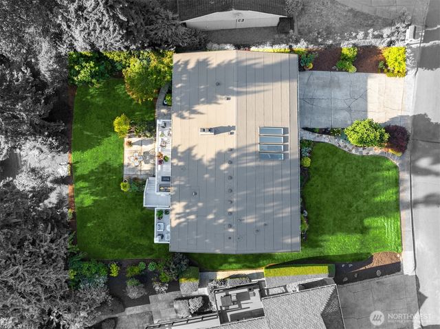 1617 121st Avenue SE, Bellevue, WA 98005