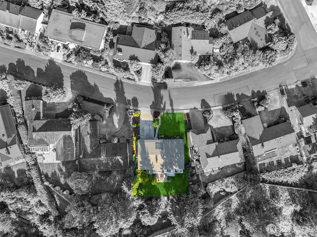 1617 121st Avenue SE, Bellevue, WA 98005