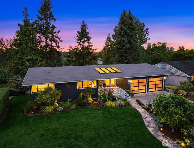 1617 121st Avenue SE, Bellevue, WA 98005