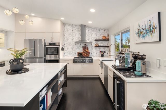 1617 121st Avenue SE, Bellevue, WA 98005