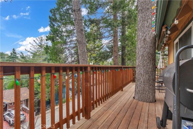 1044 Nesthorn Drive, Crestline, CA 92325