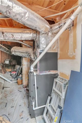 1044 Nesthorn Drive, Crestline, CA 92325