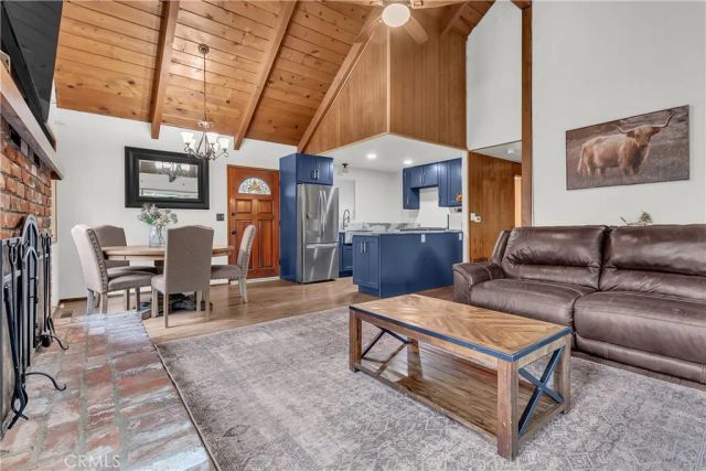 1044 Nesthorn Drive, Crestline, CA 92325