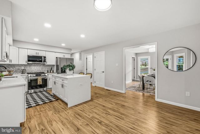 5623 WILSHIRE CT, Warrenton, VA 20187