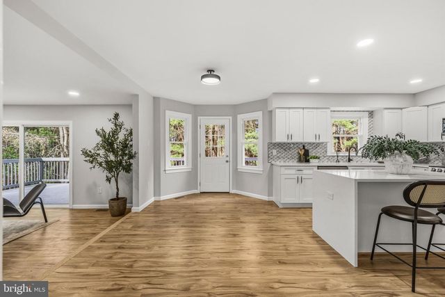 5623 WILSHIRE CT, Warrenton, VA 20187