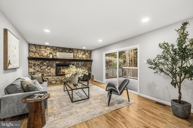 5623 WILSHIRE CT, Warrenton, VA 20187