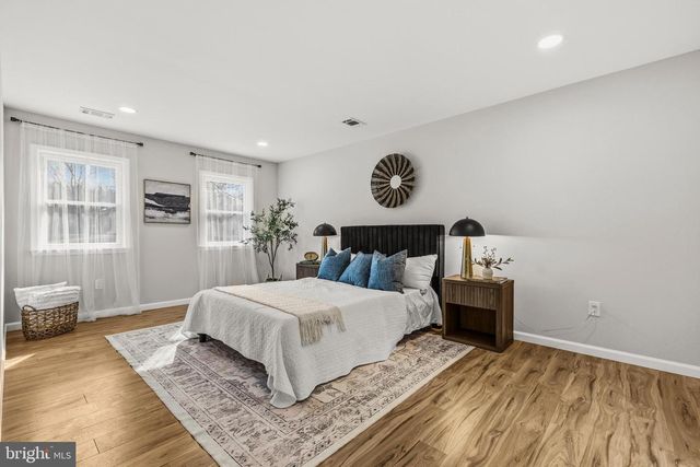 5623 WILSHIRE CT, Warrenton, VA 20187