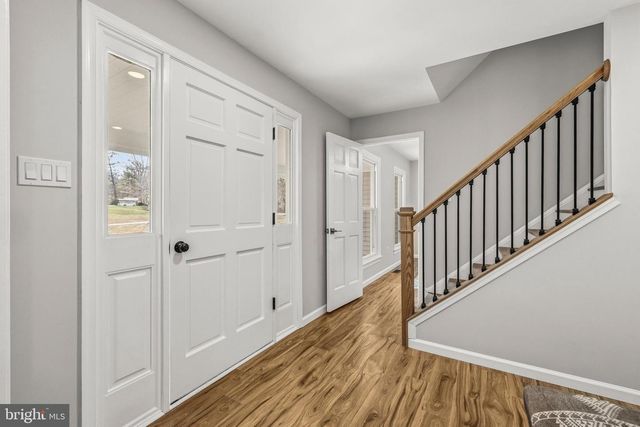 5623 WILSHIRE CT, Warrenton, VA 20187