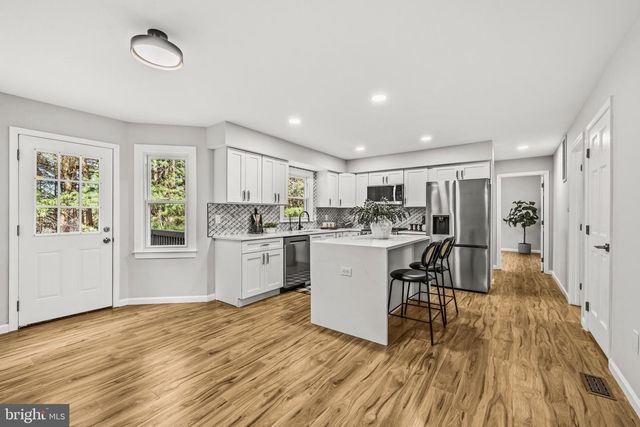 5623 WILSHIRE CT, Warrenton, VA 20187