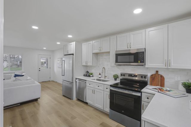 727 Kettering Road, Columbus, OH 43202