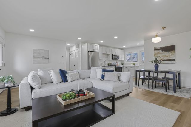 727 Kettering Road, Columbus, OH 43202