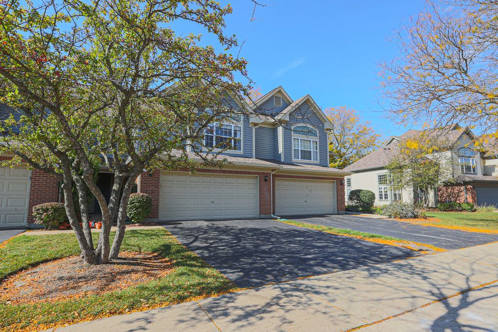 270 Manor Drive, Buffalo Grove, IL 60089 — photo 4