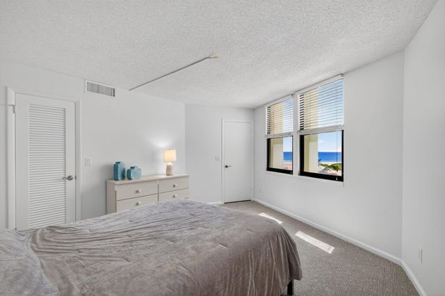 2800 N Ocean Drive A-3a, Singer Island, FL 33404