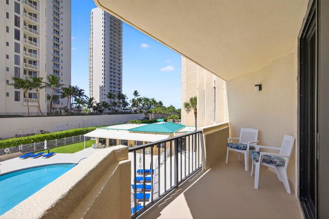 2800 N Ocean Drive A-3a, Singer Island, FL 33404