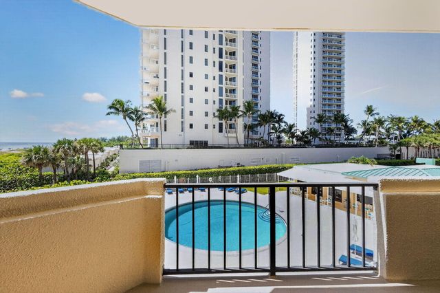 2800 N Ocean Drive A-3a, Singer Island, FL 33404