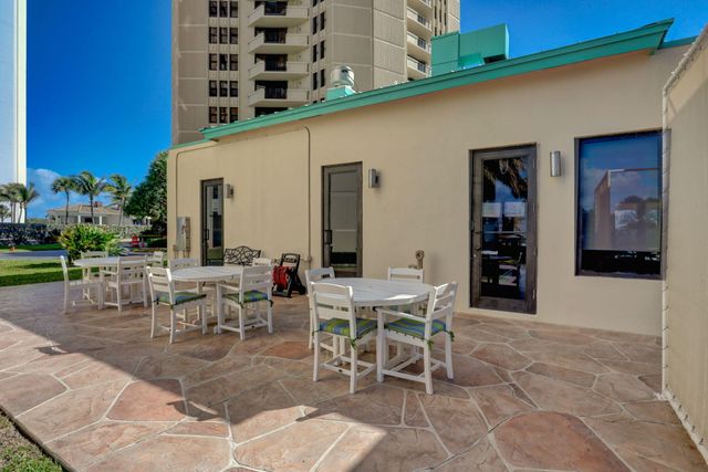2800 N Ocean Drive A-3a, Singer Island, FL 33404