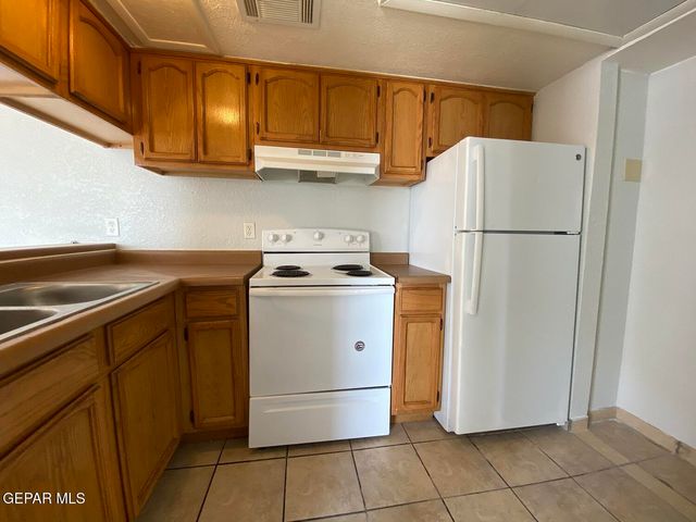 4700 Maxwell Avenue 28, El Paso, TX 79904