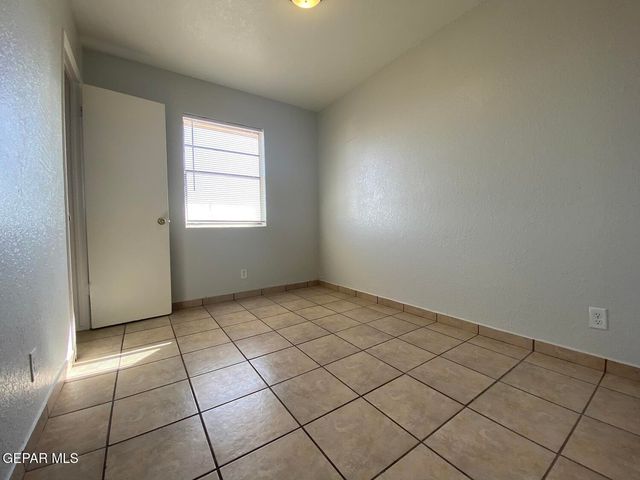 4700 Maxwell Avenue 28, El Paso, TX 79904