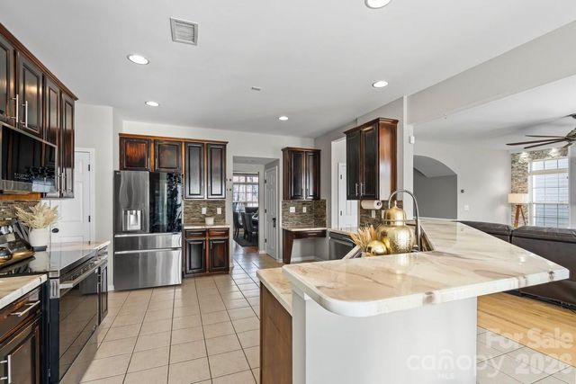 11413 Mangla Drive, Charlotte, NC 28214