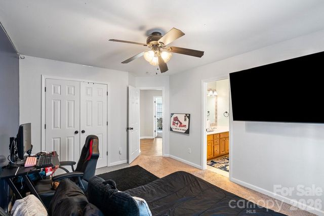 11413 Mangla Drive, Charlotte, NC 28214