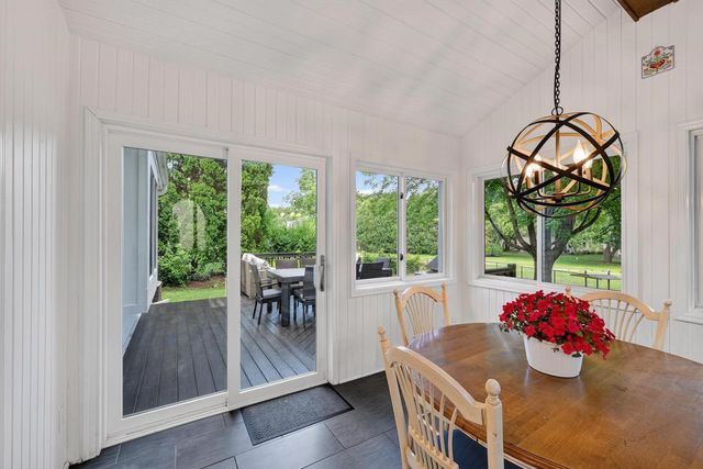 21 Haverhill Circle, Madison, WI 53717