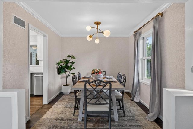 21 Haverhill Circle, Madison, WI 53717