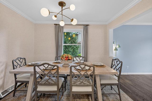 21 Haverhill Circle, Madison, WI 53717