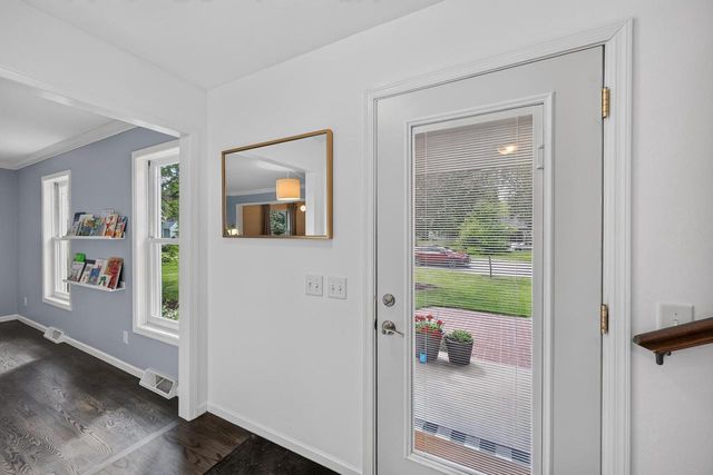 21 Haverhill Circle, Madison, WI 53717