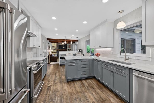 21 Haverhill Circle, Madison, WI 53717